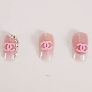 Luxury Nail Charms Pink